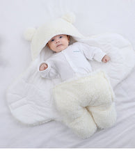 Lade das Bild in den Galerie-Viewer, Comfy-Baby-Flauschdecke
